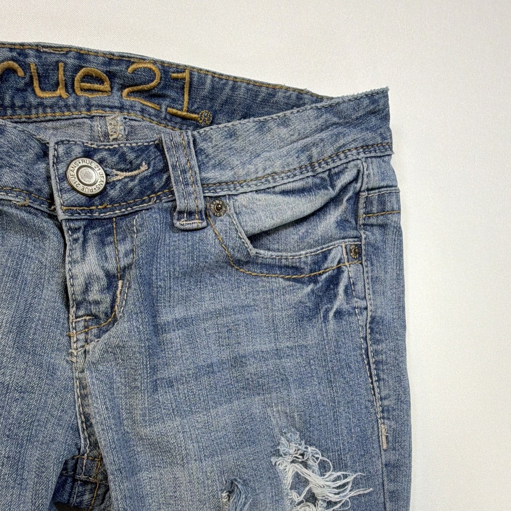 Rue21 Juniors Blue Distressed Cropped Jeans Size 21 Medium Wash Denim - Picture 8 of 12